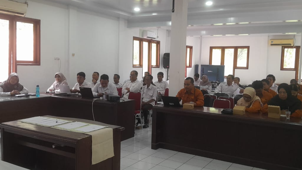 PELATIHAN UBINAN DAN KERJASAMA ANTARA DISTAN DENGAN BPS